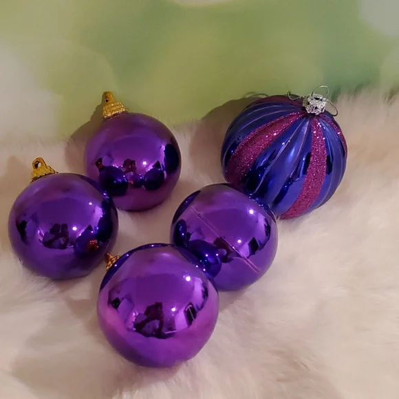 Lot of 5 purple magenta Christmas ornaments 1 glittered festive centerpiece - Picture 2 of 4